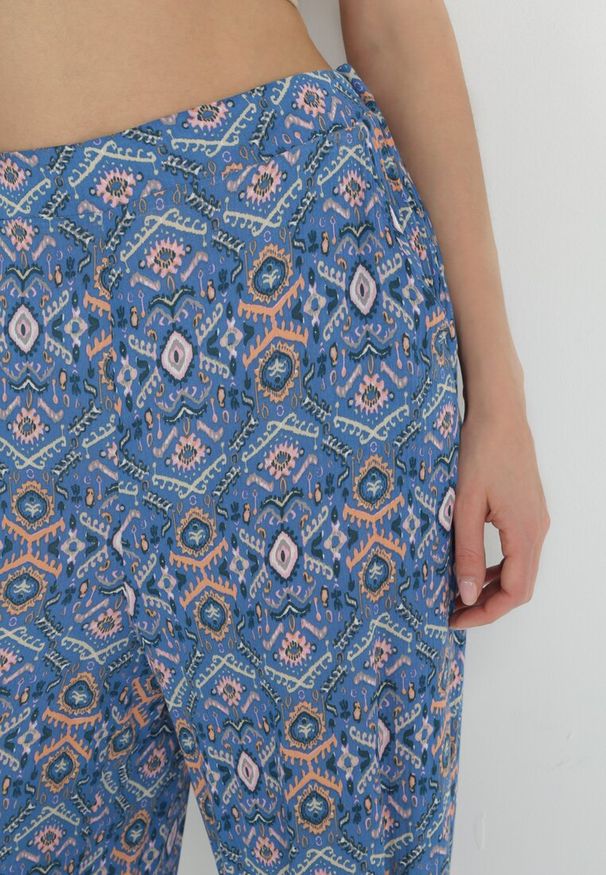 Born2be - Granatowe Wzorzyste Spodnie z Gumką w Pasie i Wysokim Stanem z Bawełny Marron. Stan: podwyższony. Kolor: niebieski. Materiał: bawełna. Sezon: wiosna, lato