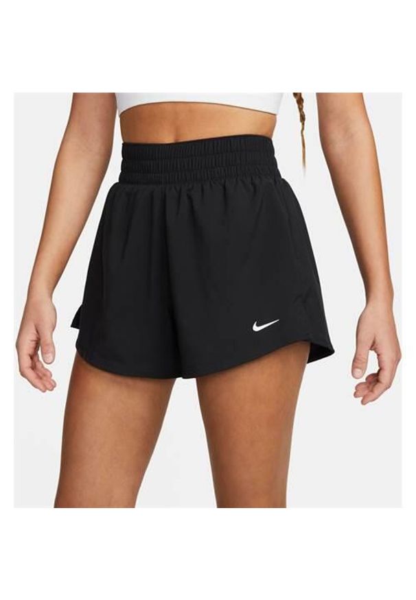 Spodnie treningowe damskie Nike DX6016. Kolor: czarny. Materiał: syntetyk, materiał. Długość: krótkie. Sport: fitness