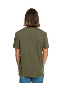Quiksilver - Koszulka dla Mężczyzn FIRST FIRE Zielony. Kolor: pomarańczowy, wielokolorowy, żółty. Materiał: materiał, bawełna