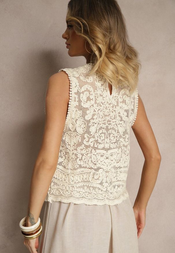 Renee - Beżowa Ażurowa Bluzka z Bawełny Aredia. Okazja: na co dzień. Kolor: beżowy. Materiał: bawełna. Wzór: ażurowy. Styl: elegancki, casual