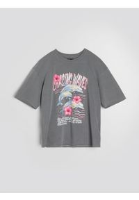 Sinsay - Bawełniana koszulka z nadrukiem delfinów - szary. Kolor: szary. Materiał: bawełna. Wzór: nadruk #1