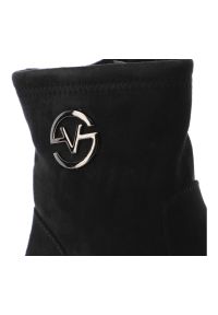 Czarne Botki Vinceza Eleganckie Obuwie Damskie. Okazja: na co dzień. Zapięcie: zamek. Kolor: czarny. Szerokość cholewki: normalna. Materiał: zamsz, jeans, materiał. Sezon: zima, jesień. Obcas: na obcasie. Styl: elegancki. Wysokość obcasa: średni #6