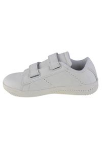 Buty do chodzenia dla dzieci Joma W play Jr 2102. Zapięcie: rzepy. Kolor: biały. Materiał: materiał, syntetyk. Szerokość cholewki: normalna. Sport: turystyka piesza