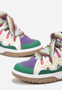 Renee - Zielone Sneakersy Ozdobione Brokatem z Oryginalnym Sznurowaniem Patricie. Kolor: zielony. Wzór: aplikacja #2