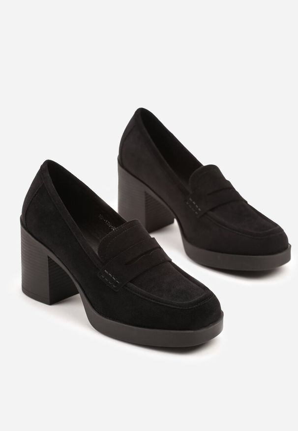 Renee - Czarne Półbuty w Stylu Loafersów na Słupkowym Obcasie Separra. Okazja: na co dzień, do pracy. Kolor: czarny. Materiał: jeans. Obcas: na obcasie. Styl: klasyczny, elegancki, casual. Wysokość obcasa: średni