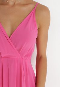 Born2be - Różowa Sukienka z Wiskozy Aikena. Kolor: różowy. Materiał: wiskoza. Długość rękawa: na ramiączkach. Typ sukienki: kopertowe. Długość: mini #6