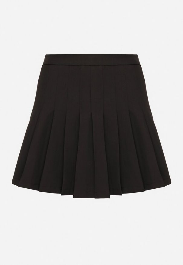 Born2be - Czarne Wiskozowe Spódnico-Spodenki High Waist z Plisami Annelin. Okazja: na co dzień. Stan: podwyższony. Kolor: czarny. Materiał: wiskoza. Sezon: lato. Styl: klasyczny, elegancki, casual