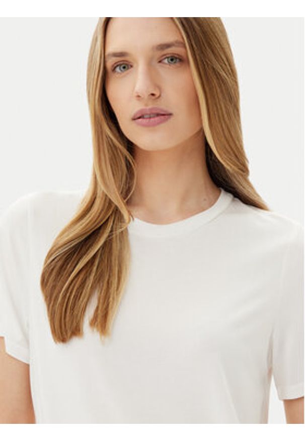 Pieces T-Shirt Anora 17148789 Biały Regular Fit. Kolor: biały. Materiał: syntetyk