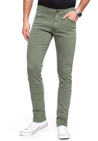 Wrangler - WRANGLER SPODNIE MĘSKIE LARSTON DUSTY OLIVE W18SDV65M. Materiał: jeans #4