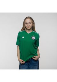 Adidas - Koszulka piłkarska dla dzieci adidas Tiro 23 Legia Warszawa. Typ kołnierza: dekolt w serek. Materiał: materiał. Wzór: gładki. Sport: piłka nożna