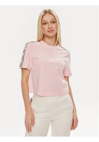 Guess T-Shirt V3RI08 I3Z14 Różowy Regular Fit. Kolor: różowy