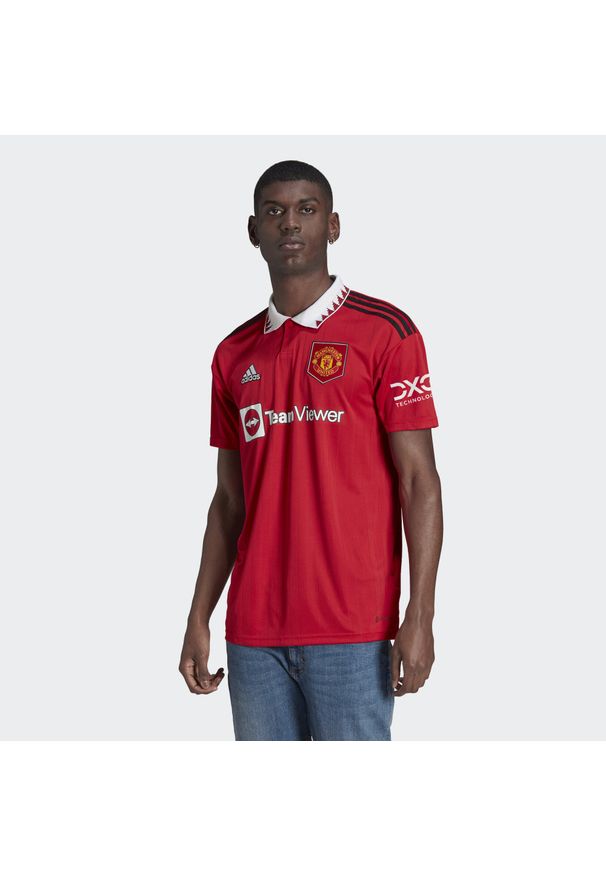 Koszulka do piłki nożnej męska Adidas Manchester United 22/23 Home Jersey. Kolor: czerwony. Materiał: jersey