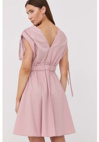 Red Valentino sukienka kolor różowy mini rozkloszowana. Kolor: różowy. Materiał: tkanina. Wzór: gładki. Typ sukienki: rozkloszowane. Długość: mini #3
