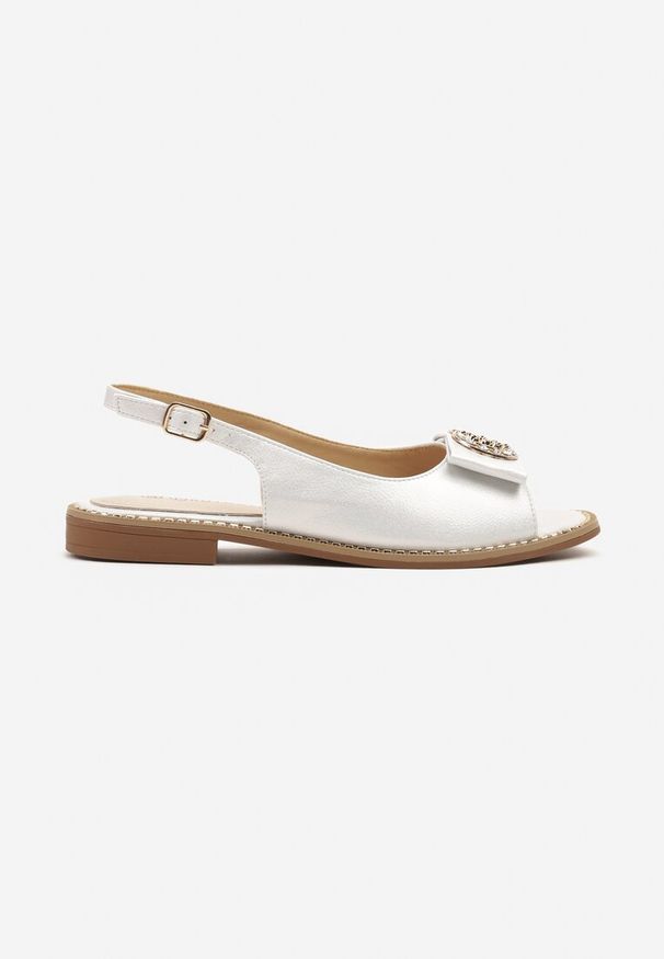 Renee - Srebrne Sandały Slingback ze Skórzaną Wkładką i Zdobieniem z Cyrkonii Arivonna. Okazja: na co dzień. Nosek buta: otwarty. Zapięcie: pasek. Kolor: srebrny. Wzór: aplikacja. Materiał: skóra. Obcas: na obcasie. Styl: elegancki, casual. Wysokość obcasa: średni