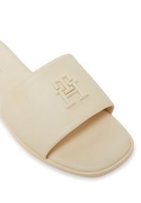 TOMMY HILFIGER - Tommy Hilfiger Klapki Th Logo Hardware Leather Mule FW0FW08806 Écru. Materiał: skóra