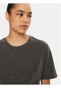 Tommy Jeans T-Shirt Varsity DW0DW19444 Czarny Relaxed Fit. Kolor: czarny. Materiał: bawełna #5