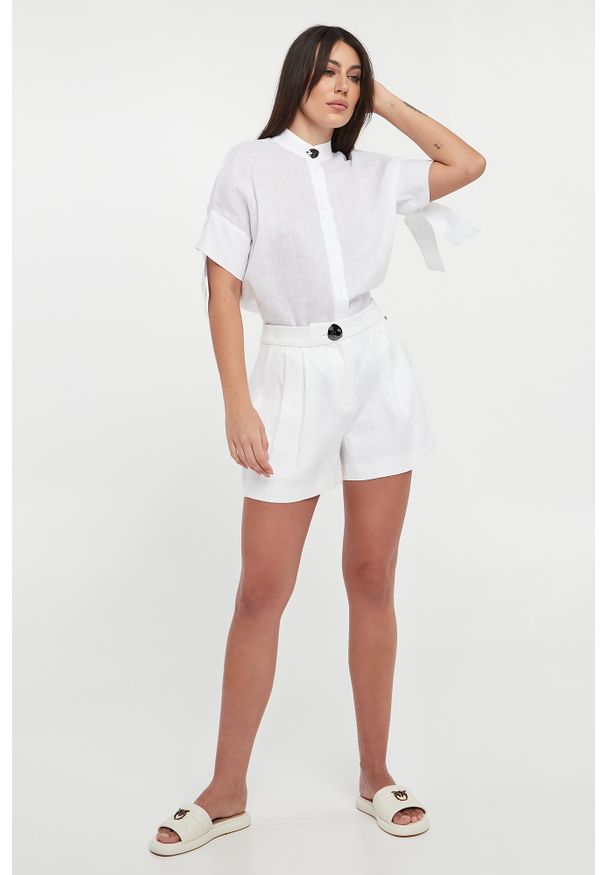 Armani Exchange - Szorty damskie lniane ARMANI EXCHANGE. Materiał: len