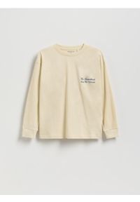 Reserved - Bawełniany longsleeve z nadrukiem - złamana biel. Materiał: bawełna. Długość rękawa: długi rękaw. Wzór: nadruk
