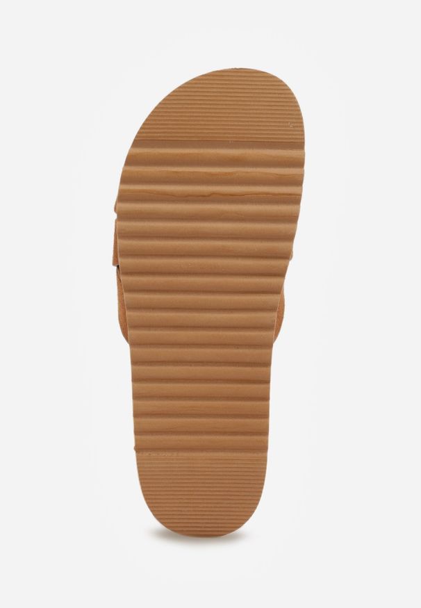 Born2be - Brązowe Klapki VICES z Przeplatanymi Paskami Anreene. Okazja: na co dzień. Kolor: brązowy. Materiał: len. Wzór: paski. Styl: elegancki, casual, klasyczny
