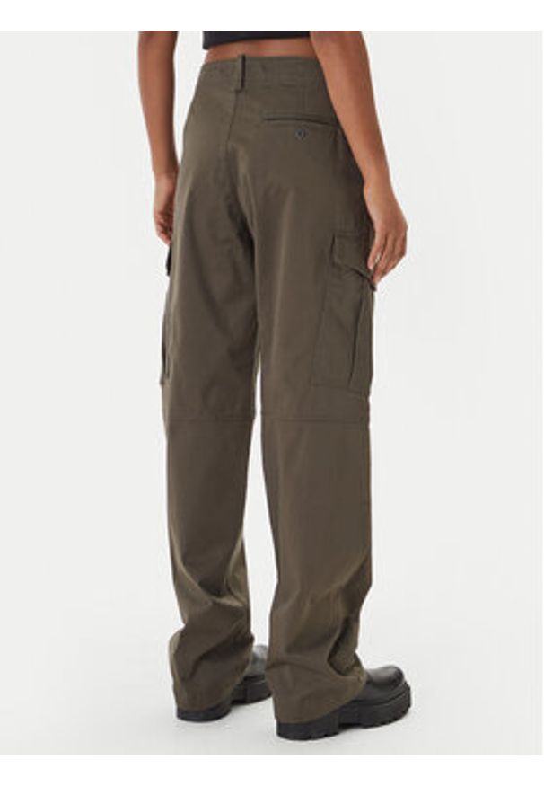 G-Star RAW - G-Star Raw Spodnie cargo D29512-5126 Khaki Loose Fit. Kolor: brązowy. Materiał: bawełna
