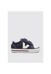 Kapcie VICTORIA 1065163N Niebieski. Kolor: niebieski. Materiał: tkanina. Sport: turystyka piesza