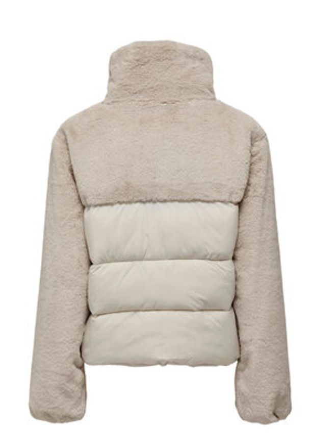 only - ONLY Kurtka zimowa 15292945 Beżowy Regular Fit. Kolor: beżowy. Materiał: syntetyk. Sezon: zima