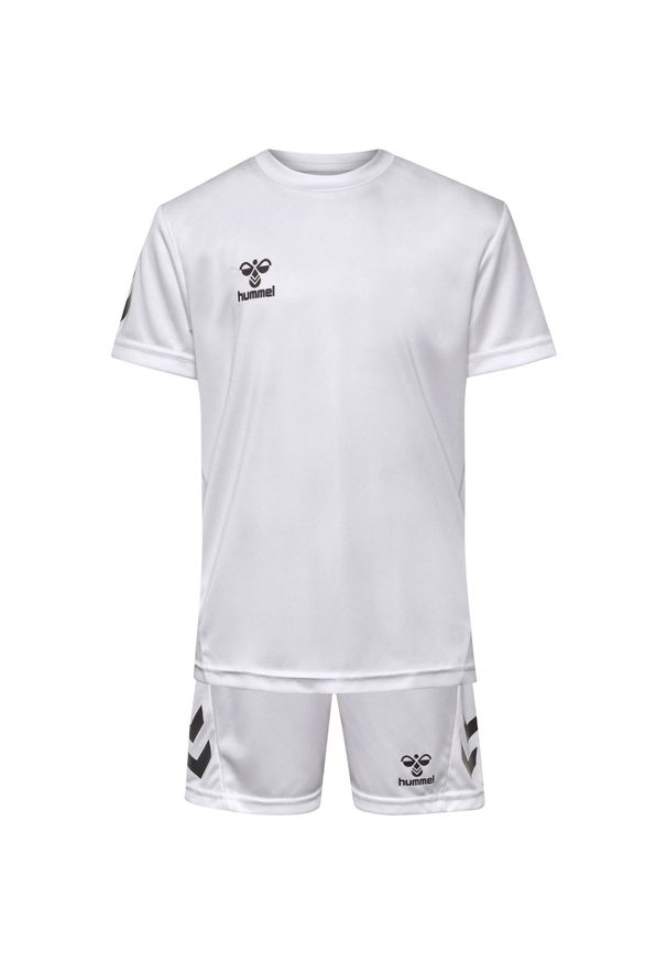 Dziecięcy zestaw koszulka + spodenki Hummel Logo. Okazja: na co dzień. Kolor: biały. Materiał: dresówka. Styl: casual, młodzieżowy, sportowy