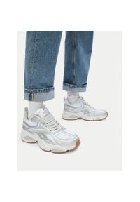 Sneakersy Reebok. Kolor: srebrny #1