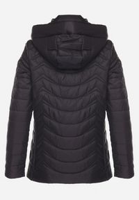 Born2be - Czarna Pikowana Kurtka z Kapturem z Możliwością Odpięcia Natisme. Okazja: na co dzień. Typ kołnierza: kaptur. Kolor: czarny. Materiał: jeans. Styl: elegancki, casual #3