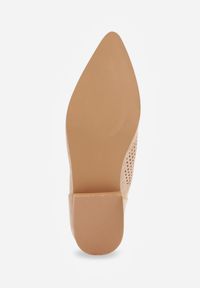 Renee - Beżowe Płaskie Botki Vices z Ażurową Cholewką Ozdobione Wycięciem Selanis. Okazja: na spotkanie biznesowe. Kolor: beżowy. Materiał: jeans. Szerokość cholewki: normalna. Wzór: ażurowy, aplikacja. Styl: biznesowy #4