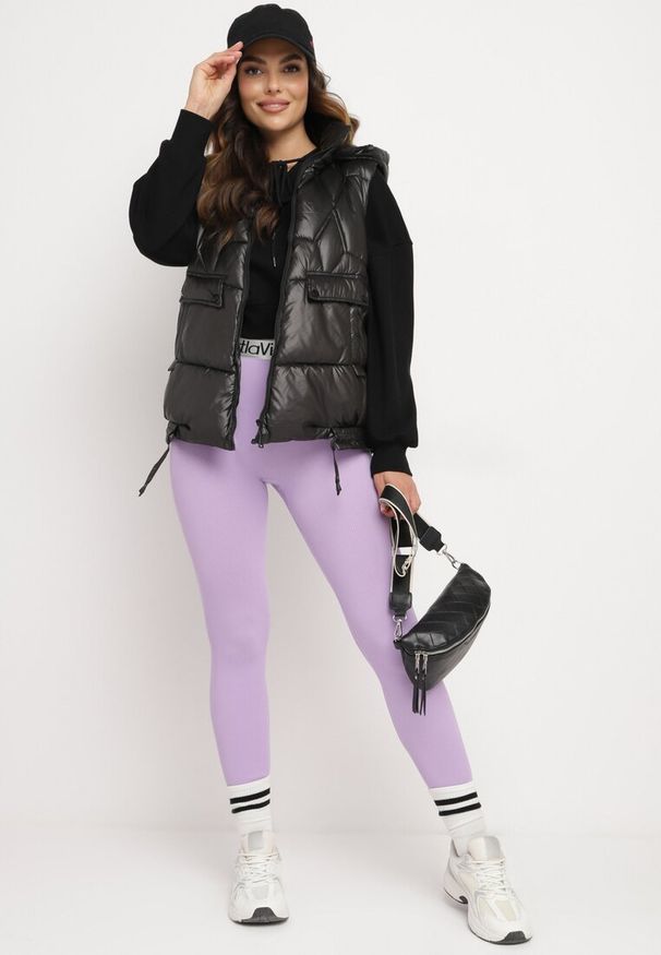 Born2be - Jasnofioletowe Elastyczne Legginsy z Szeroką Gumą w Pasie Rindama. Kolor: fioletowy. Materiał: guma. Styl: sportowy