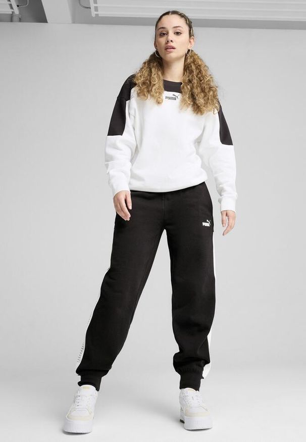 Puma - Damskie spodnie dresowe Around The Block PUMA Black. Kolor: czarny. Materiał: dresówka. Wzór: haft