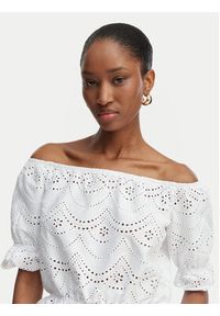 Guess Bluzka W6GP47 K3336 Biały Regular Fit. Kolor: biały. Materiał: bawełna #4