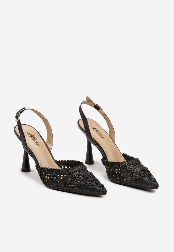 Renee - Czarne Sandały Slingback na Klepsydrowej Szpilce ze Szpiczastym Noskiem z Plecionki Ucemia. Nosek buta: szpiczasty. Kolor: czarny. Materiał: len. Sezon: lato. Obcas: na obcasie. Styl: wizytowy, elegancki. Wysokość obcasa: średni