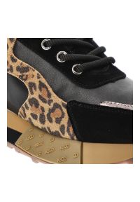 Czarne Sneakersy Artiker Modne Obuwie Damskie Panterka. Okazja: na co dzień. Kolor: czarny. Materiał: materiał. Wzór: motyw zwierzęcy. Styl: casual, klasyczny, elegancki