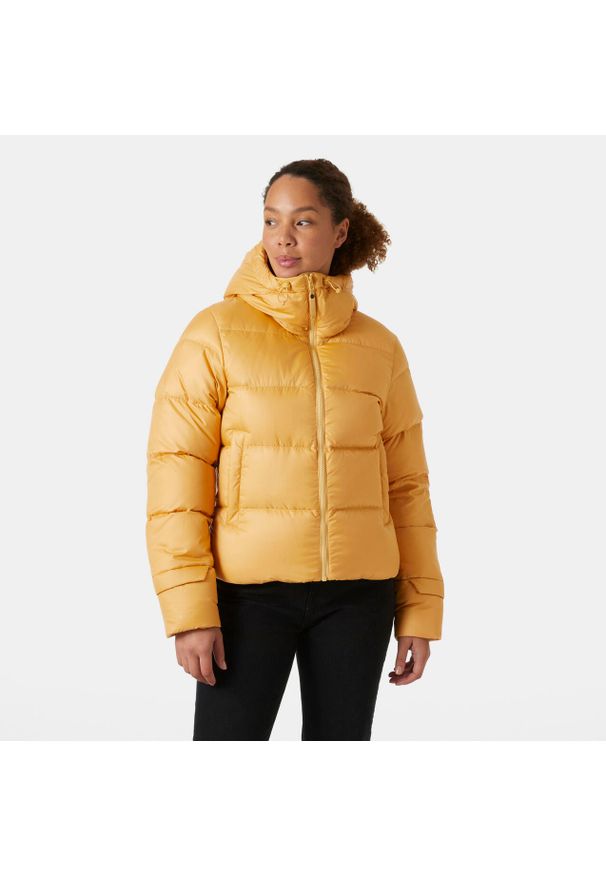 Damska kurtka z kapturem Helly Hansen Essence. Typ kołnierza: kaptur. Kolor: wielokolorowy, żółty, beżowy. Materiał: puch