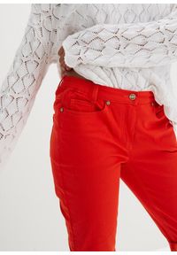 bonprix - Bermudy bawełniane z elastycznym paskiem. Kolor: czerwony. Materiał: bawełna #2
