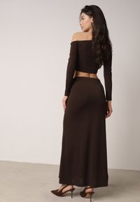 Born2be - Brązowy Marszczony Komplet z Kwiatowymi Aplikacjami Bluzka i Spódnica Bervisse. Kolor: brązowy. Wzór: aplikacja, kwiaty #7