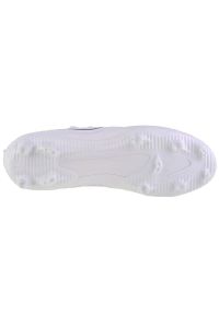 Buty Nike Huarache 9 Varsity Lax Fg M FD0090-101 białe. Kolor: biały. Materiał: materiał, syntetyk. Szerokość cholewki: normalna. Model: Nike Huarache. Sport: piłka nożna