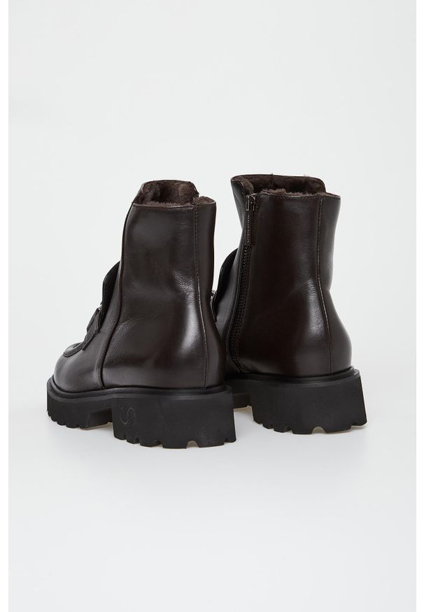 Botki damskie skórzane CESARE CASADEI. Materiał: skóra