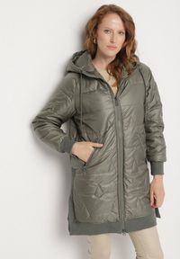 Born2be - Zielona Pikowana Kurtka Przejściowa z Kapturem i Ściągaczami Fesarena. Okazja: na co dzień. Typ kołnierza: kaptur. Kolor: zielony. Materiał: dzianina, jeans. Styl: casual, sportowy #6