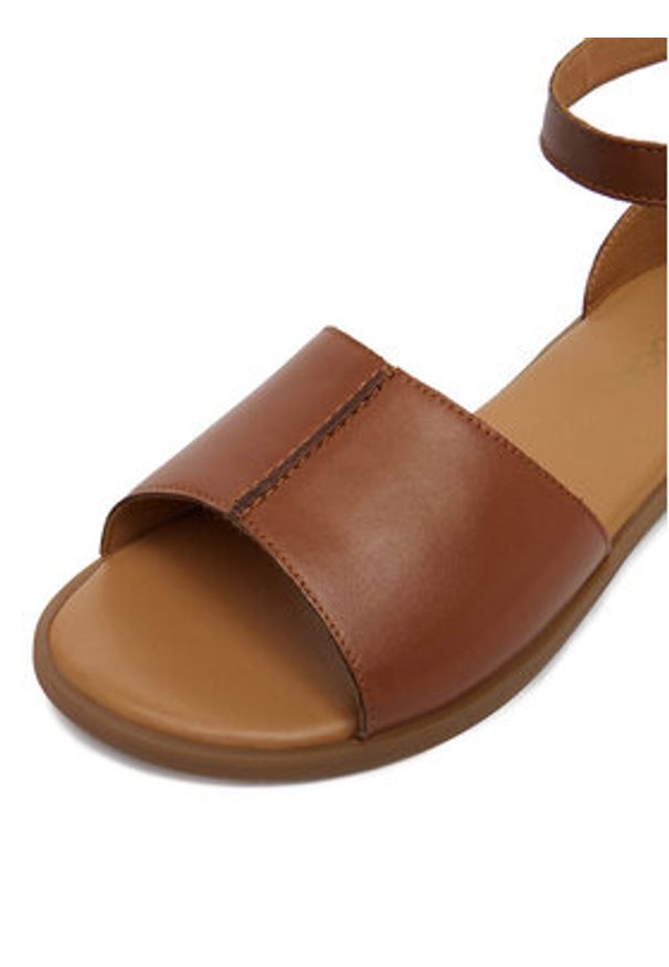 Lasocki Sandały CEO-WI16-FOXI-98 Brązowy. Kolor: brązowy. Materiał: skóra