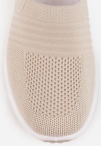 Born2be - Beżowe Tenisówki z Ozdobną Wstawką na Podeszwie i Elastyczną Wkładką Ixtella. Okazja: na co dzień, na spacer. Zapięcie: bez zapięcia. Kolor: beżowy. Materiał: jeans. Wzór: aplikacja. Obcas: na płaskiej podeszwie. Styl: elegancki, casual #9