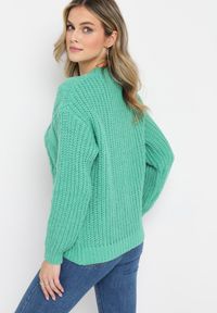 Born2be - Ciemnozielony Klasyczny Sweter z Modnym Splotem Viloma. Kolor: zielony. Wzór: ze splotem. Styl: klasyczny #5