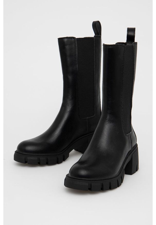Steve Madden - Kozaki. Kolor: czarny. Obcas: na platformie