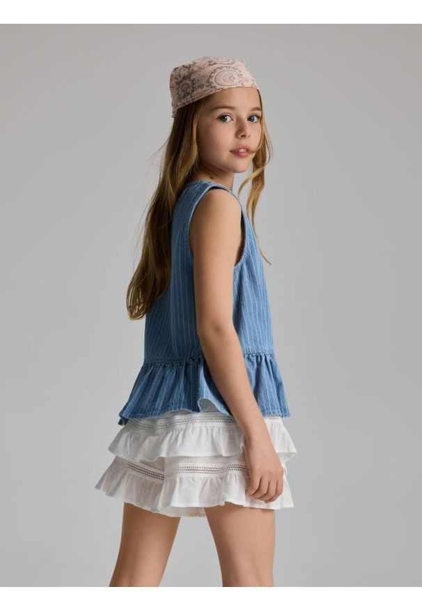 Reserved - Szorty imitujące spódnicę - biały. Kolor: biały. Materiał: bawełna