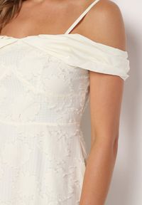 Born2be - Jasnobeżowa Rozkloszowana Sukienka na Regulowanych Ramiączkach o Taliowanym Kroju Umadea. Kolor: beżowy. Długość rękawa: na ramiączkach. Styl: elegancki #7