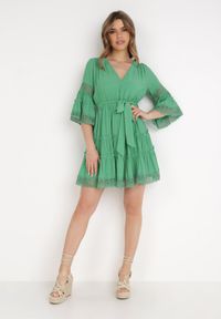 Born2be - Zielona Sukienka Hypsadina. Kolor: zielony. Materiał: materiał, bawełna, tkanina, koronka. Wzór: koronka. Typ sukienki: rozkloszowane. Długość: mini #5