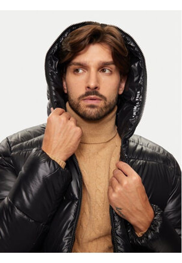 Save The Duck Kurtka zimowa D31280M LUCK19 Czarny Regular Fit. Kolor: czarny. Materiał: syntetyk. Sezon: zima