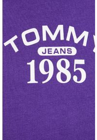 Tommy Jeans bluza damska kolor fioletowy z kapturem z nadrukiem. Typ kołnierza: kaptur. Kolor: fioletowy. Materiał: bawełna, dzianina. Długość rękawa: długi rękaw. Długość: długie. Wzór: nadruk #6
